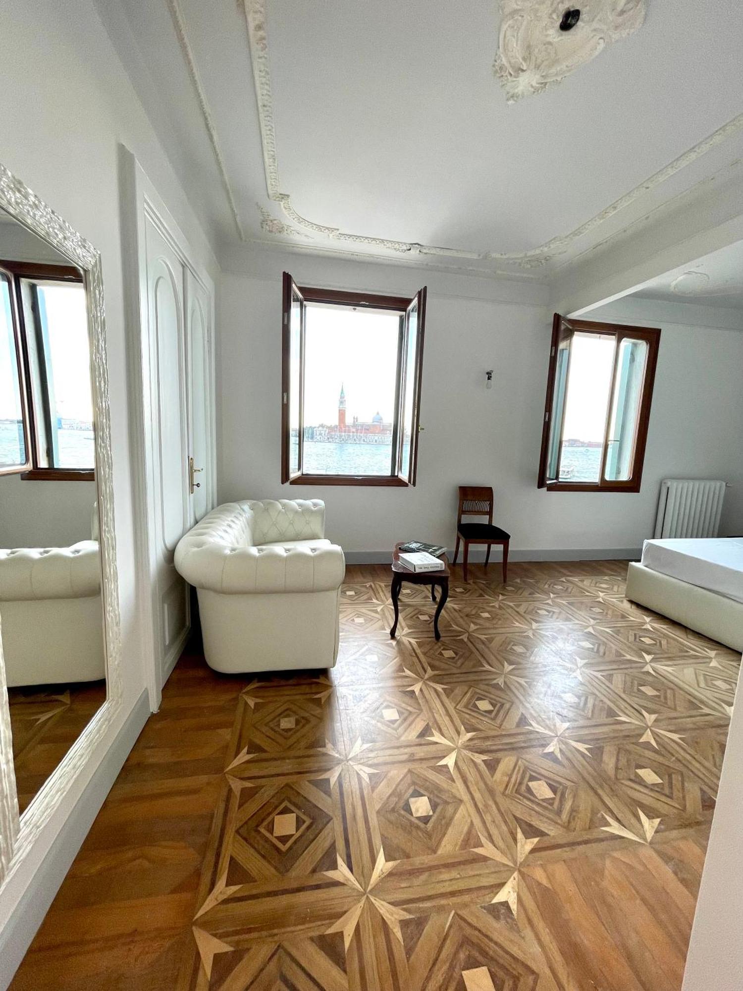 The B Collection - San Marco Riva Schiavoni Apartman Velence Kültér fotó